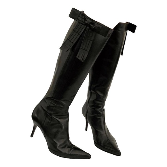 CHANEL Shoes - CHANEL Black Heeled Knee-High Leather Point Boots